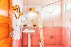 The Blue Suites Spa & Tours