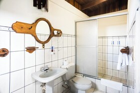 The Blue Suites Spa & Tours