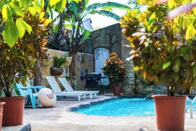 The Blue Suites Spa & Tours