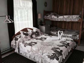 Hotel Sloth Backpackers