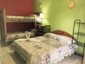 Hotel Sloth Backpackers