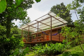 Los Pinos - Cabañas y Jardines