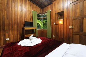 Santa Elena Hostel Resort