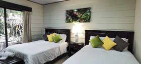 Suites & Villas Calathea