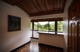 Whitehouse Bed and Breakfast