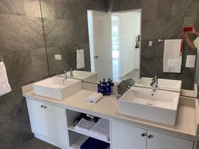 Aves Hotel Montezuma