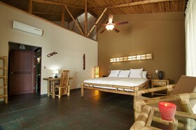 Clandestino Beach Resort