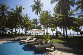 Clandestino Beach Resort