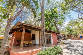 Villas Playa Hermosa Beach Hotel