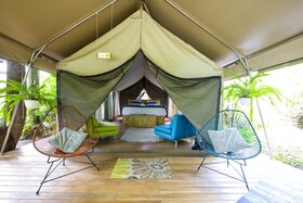 Curiol Boutique Hotel & Lounge