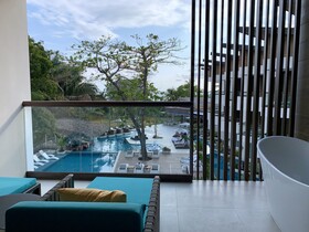 Azura Beach Resort
