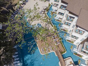 Azura Beach Resort