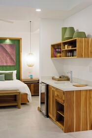 Arenas del Mar Beachfront & Rainforest Resort