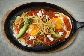 Arenas del Mar Beachfront & Rainforest Resort