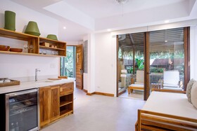 Arenas del Mar Beachfront & Rainforest Resort