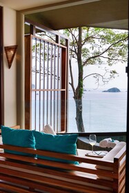 Arenas del Mar Beachfront & Rainforest Resort