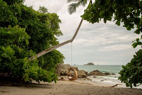 Arenas del Mar Beachfront & Rainforest Resort