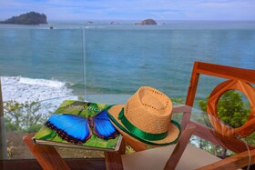 Arenas del Mar Beachfront & Rainforest Resort