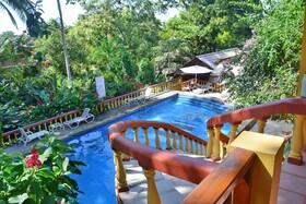 Hotel Las Tres Banderas