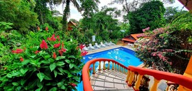 Hotel Las Tres Banderas