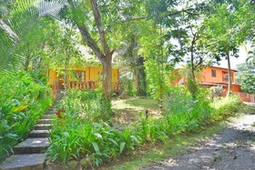 Hotel Las Tres Banderas