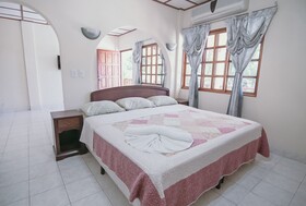 Hotel Las Tres Banderas