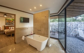 Hotel Hacienda Guachipelín