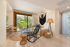 Hotel Nantipa - - A Tico Beach Experience