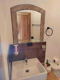 Essence Arenal Hostel