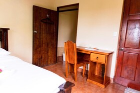 Essence Arenal Hostel