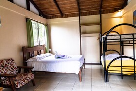 Essence Arenal Hostel