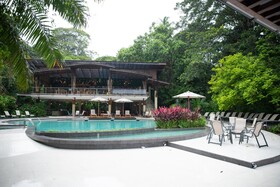 Pachira Lodge