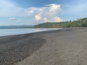 Indigenous Drake Cabins