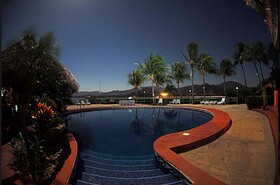 Flamingo Marina Resort