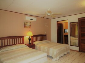 Flamingo Marina Resort