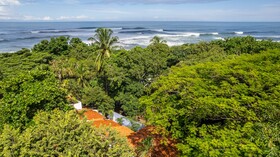 Sueno del Mar Beachfront Bed & Breakfast