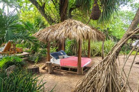 Sueno del Mar Beachfront Bed & Breakfast