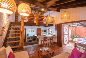 Sueno del Mar Beachfront Bed & Breakfast