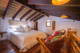 Sueno del Mar Beachfront Bed & Breakfast