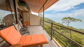 Issimo Suites Boutique Hotel & Spa