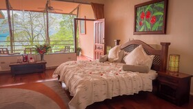 Issimo Suites Boutique Hotel & Spa