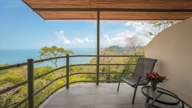 Issimo Suites Boutique Hotel & Spa