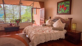 Issimo Suites Boutique Hotel & Spa