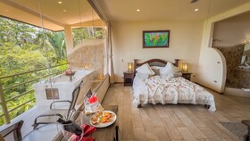 Issimo Suites Boutique Hotel & Spa