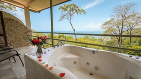 Issimo Suites Boutique Hotel & Spa