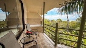 Issimo Suites Boutique Hotel & Spa