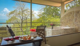 Issimo Suites Boutique Hotel & Spa