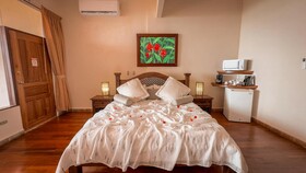 Issimo Suites Boutique Hotel & Spa