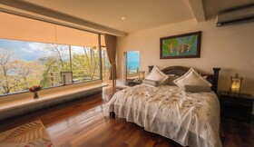 Issimo Suites Boutique Hotel & Spa