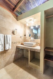 Las Cascadas The Falls Condotel